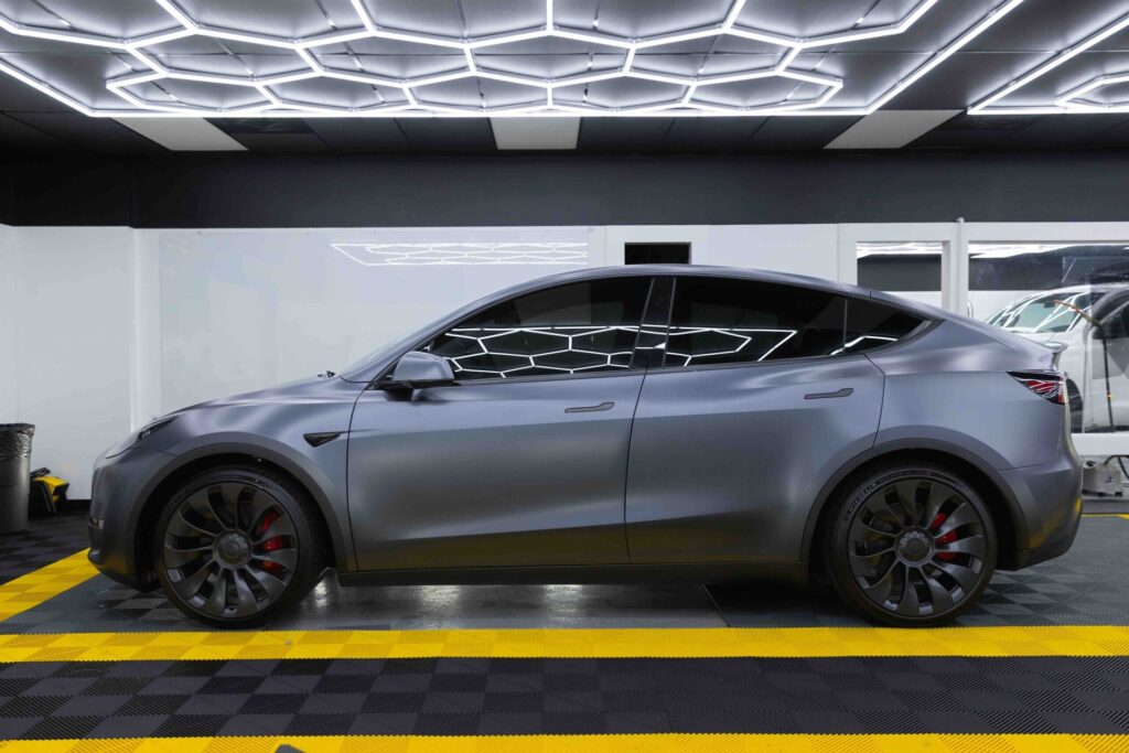 Tesla Model Y (Gray Stealth)